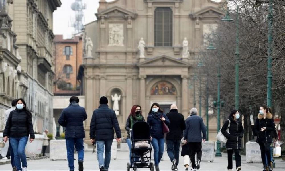 Ιταλία: Παράταση μέχρι τις 10 Φεβρουαρίου για τη χρήση μάσκας σε ανοιχτούς χώρους -Όλες οι αποφάσεις για τα μέτρα